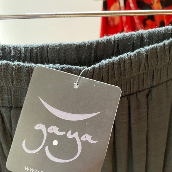 NWT Gaya Pants - Picture 4 of 6